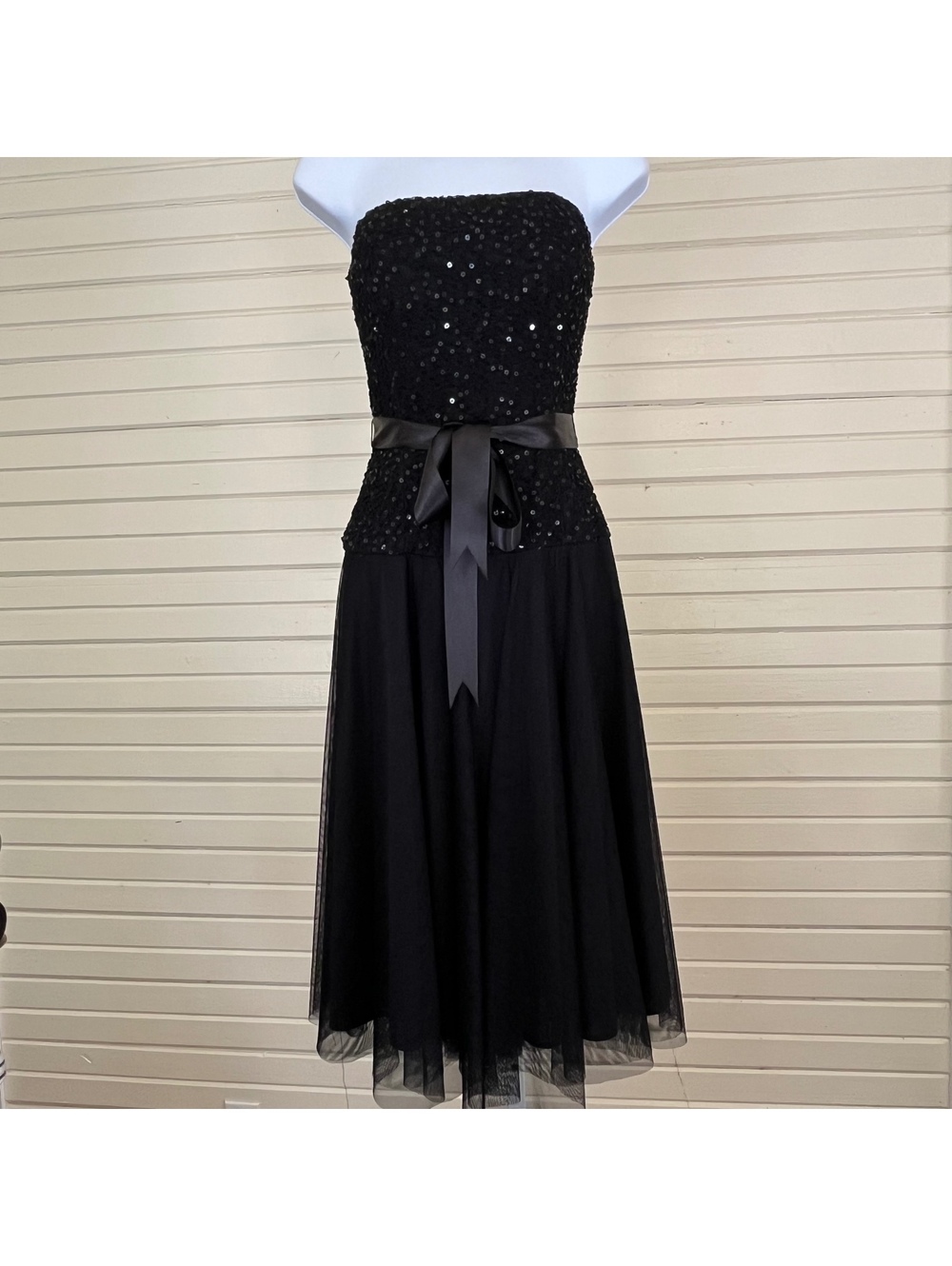 Alexia Admor Black Strapless Sequin Midi Evening Dress with Satin Ribbon Belt M